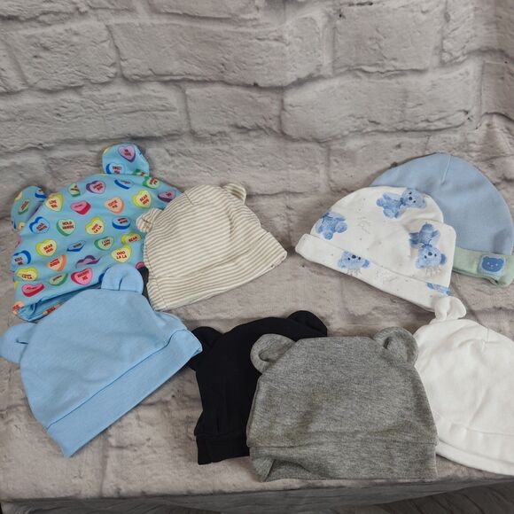 Lot Of 8 Baby Boy 0-12 Months Hats W Bear Ears Infant Beanie Winter Valentines - Picture 1 of 8